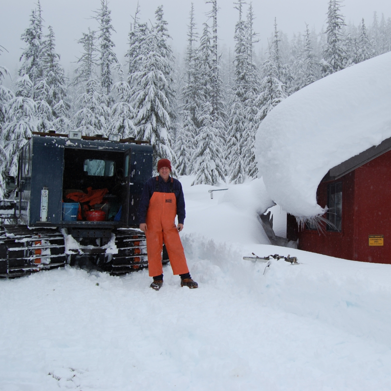 Central Met and Sno-Cat during wnow event