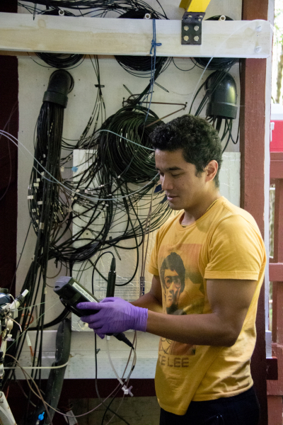 OSU graduate student Satish Serchan presents on his work in the stream mesocosm